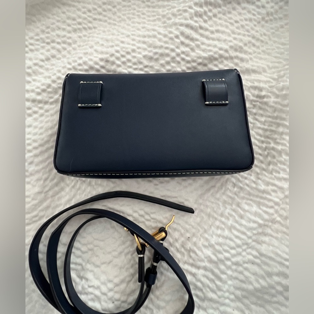 Tory Burch navy blue belt bag - Picture 12 of 16